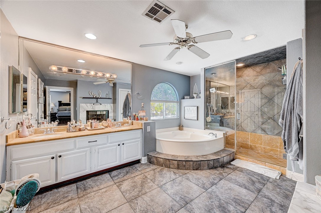 3001 Ocean Port Drive