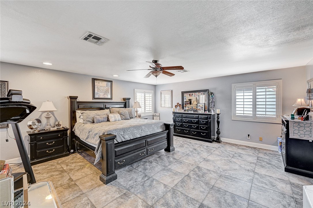 3001 Ocean Port Drive