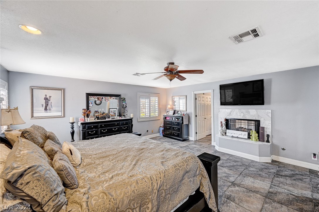 3001 Ocean Port Drive