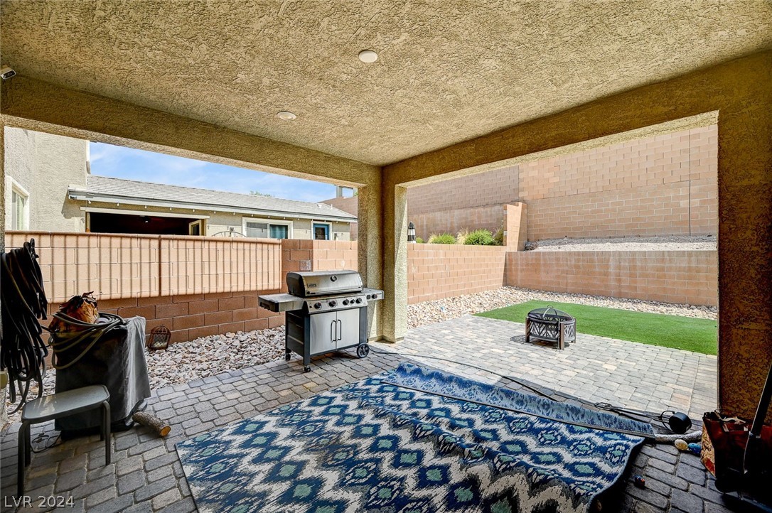 3151 Hazy Hills Avenue