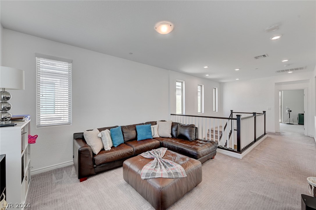 3151 Hazy Hills Avenue