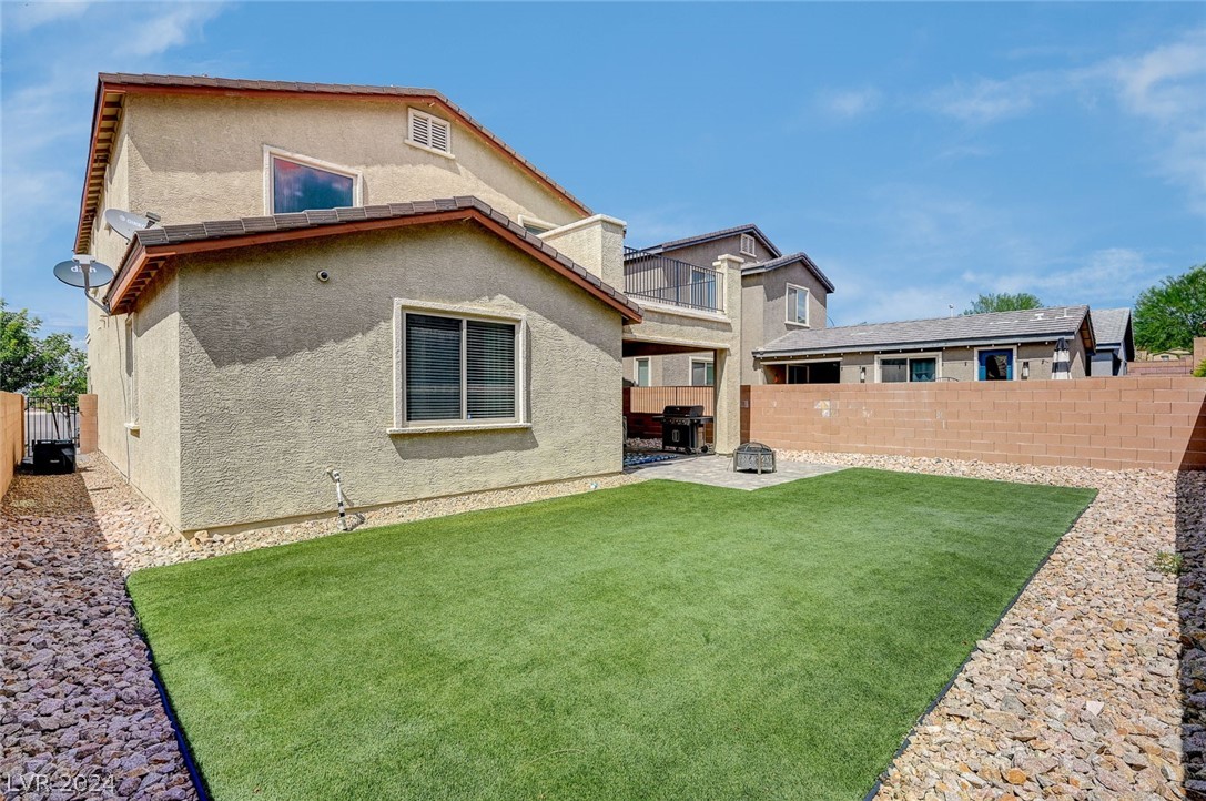 3151 Hazy Hills Avenue