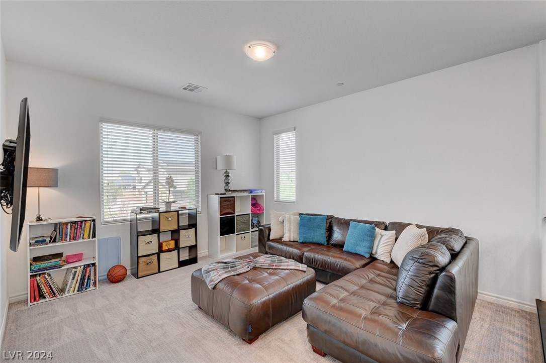 3151 Hazy Hills Avenue