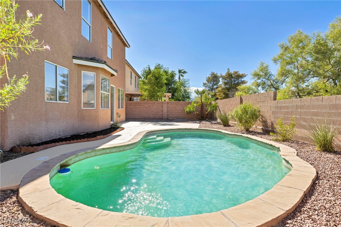 5304 Vista Hermosa Avenue