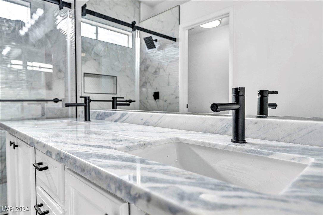 5304 Vista Hermosa Avenue