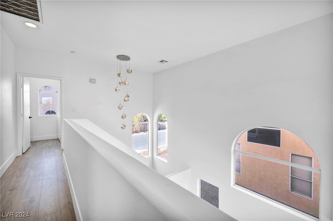 5304 Vista Hermosa Avenue