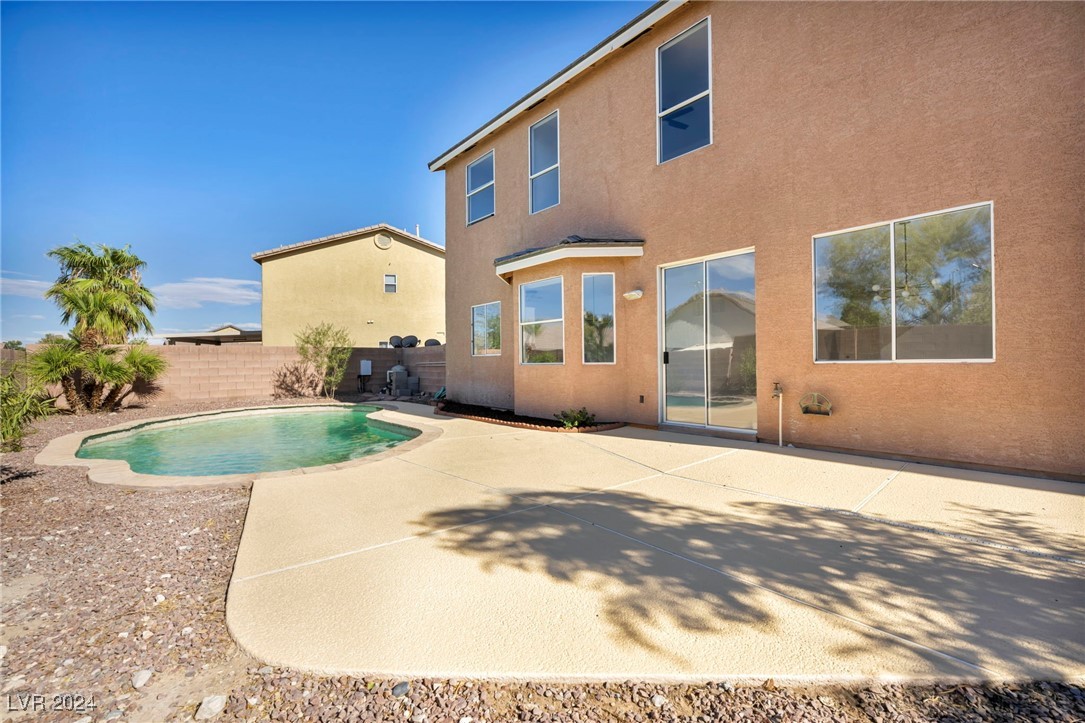 5304 Vista Hermosa Avenue