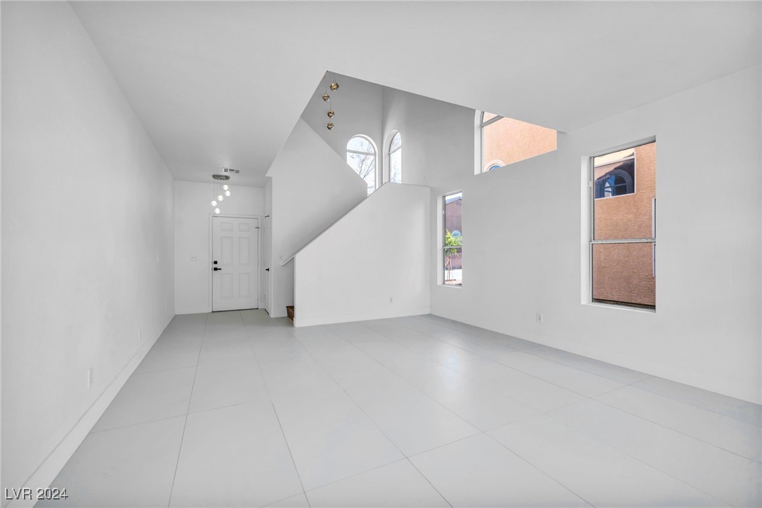 5304 Vista Hermosa Avenue