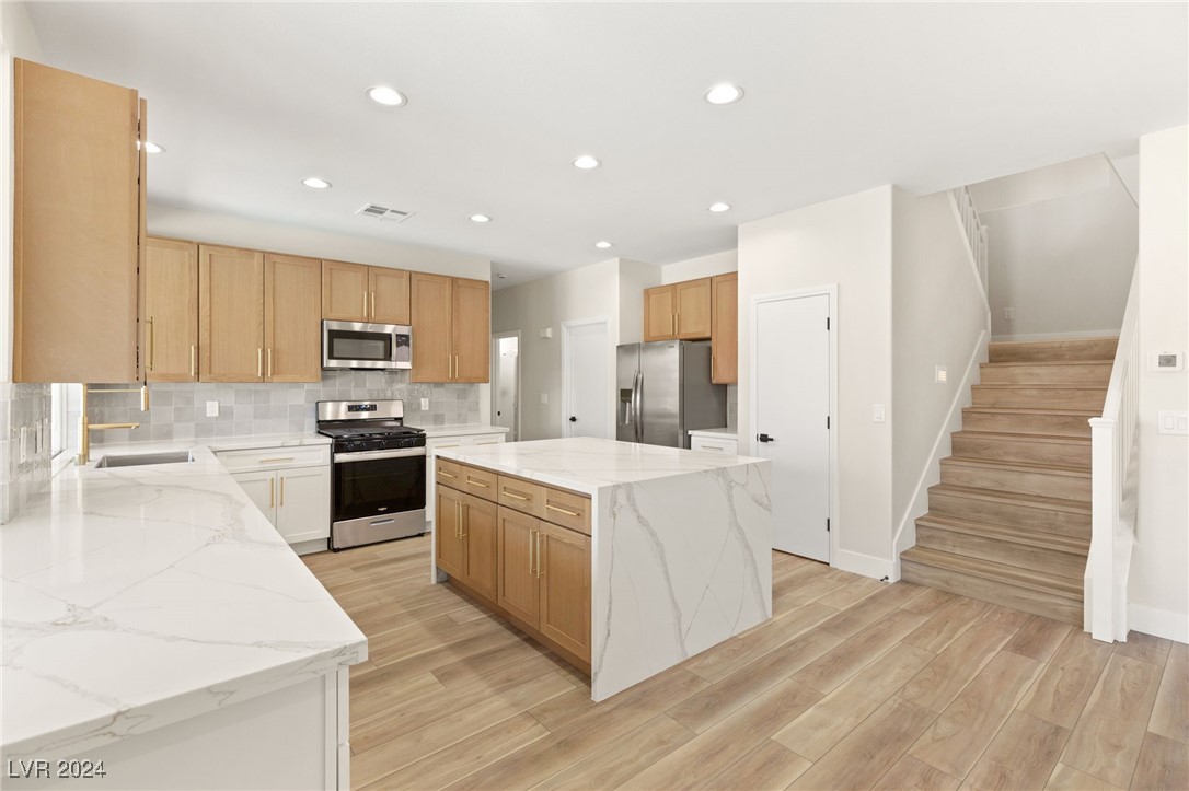 6534 Violet Breeze Way