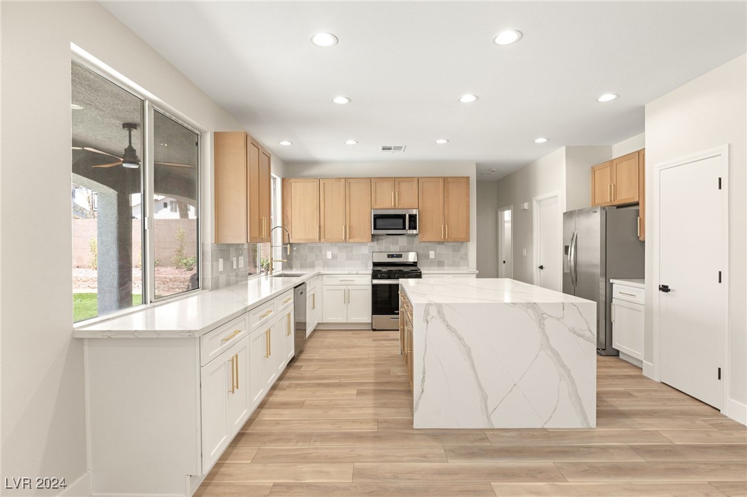 6534 Violet Breeze Way