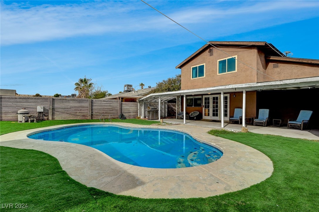 3933 Manford Circle