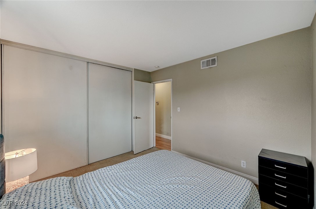 3933 Manford Circle