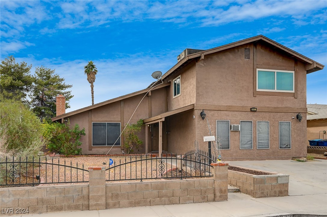 3933 Manford Circle