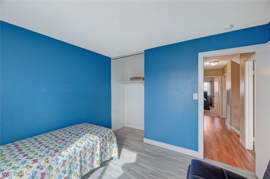 3933 Manford Circle