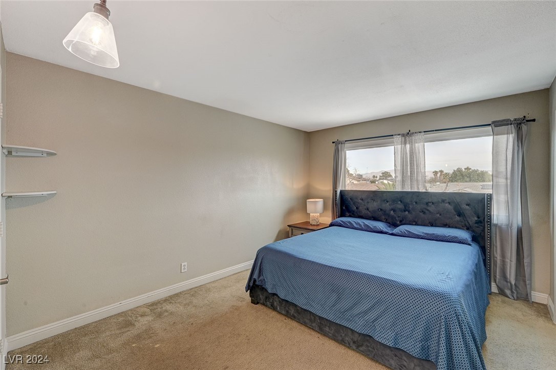 3933 Manford Circle