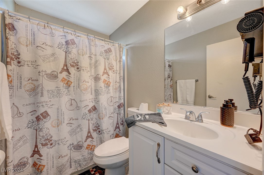 3933 Manford Circle