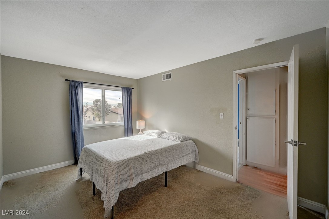 3933 Manford Circle