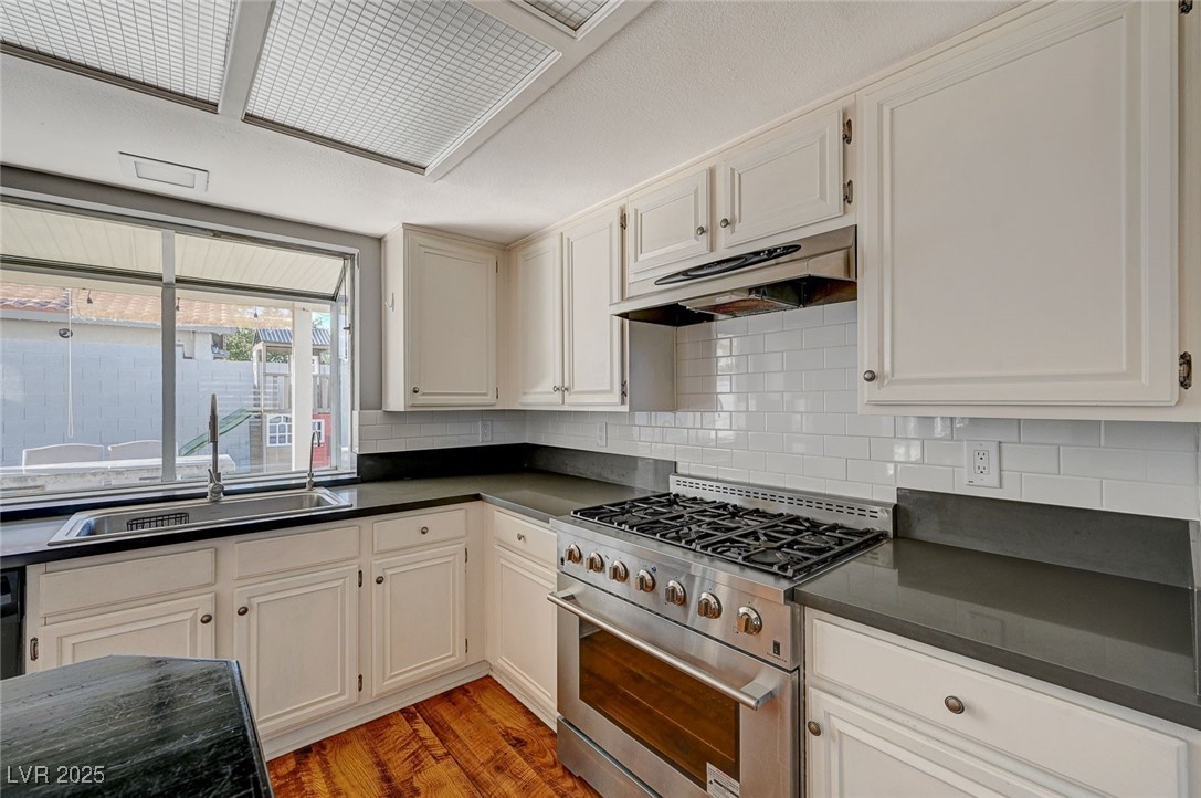 2101 Autumn Lull Drive