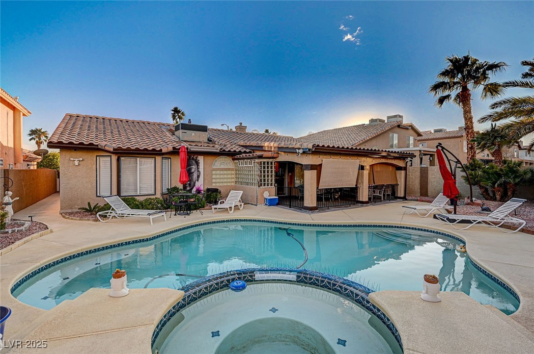 2686 African Violet Avenue