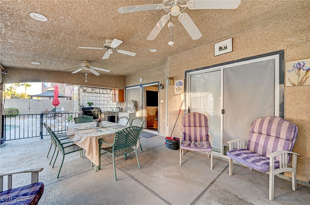 2686 African Violet Avenue