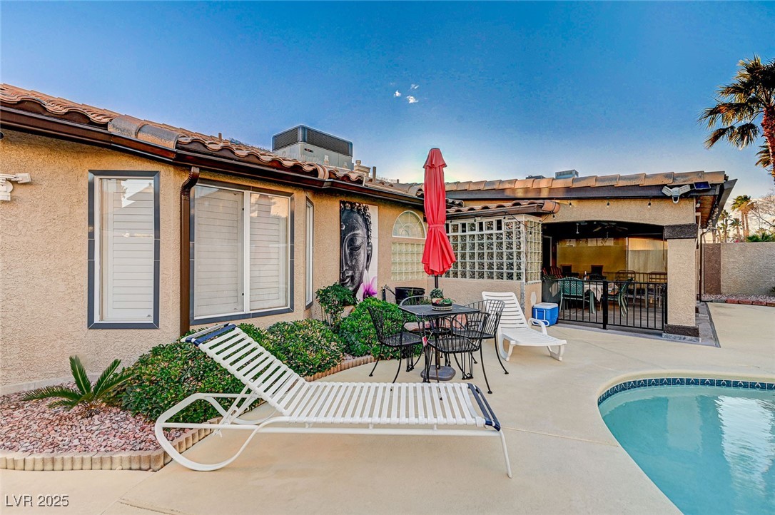 2686 African Violet Avenue