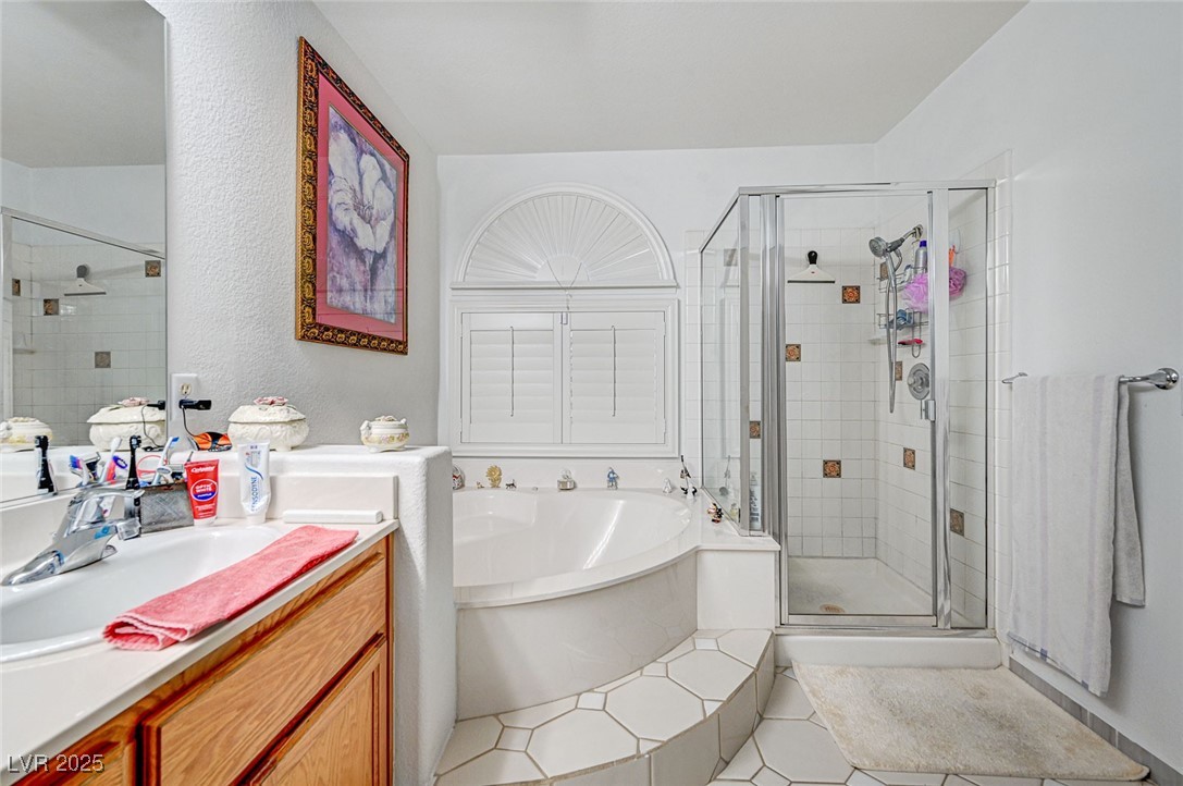 2686 African Violet Avenue