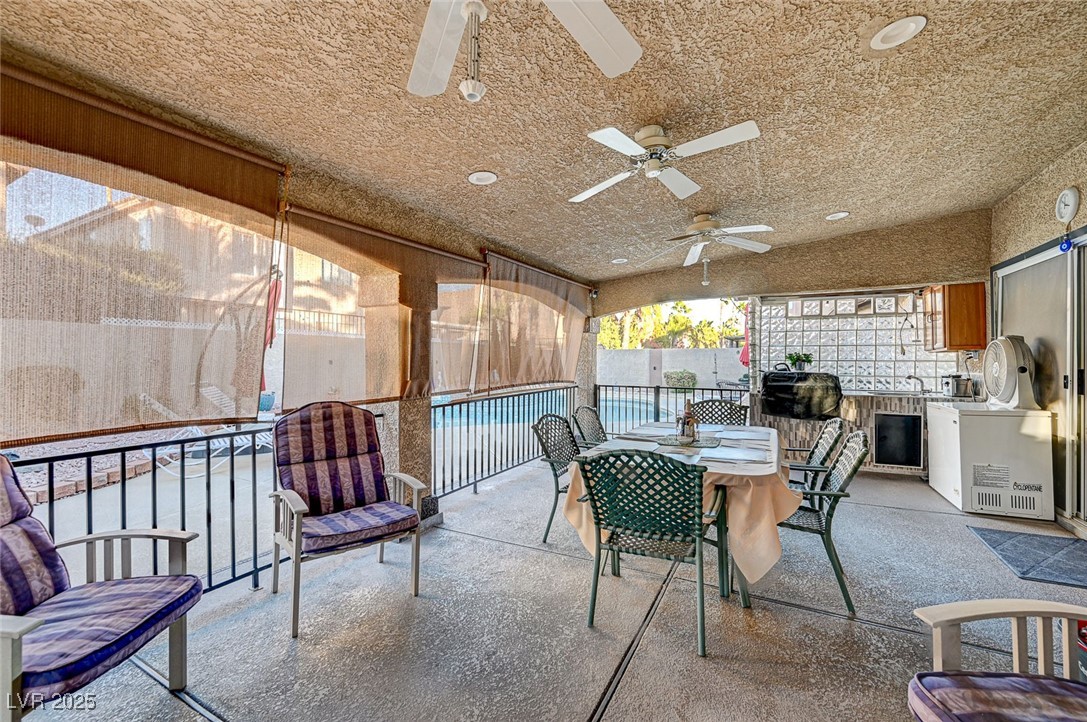 2686 African Violet Avenue