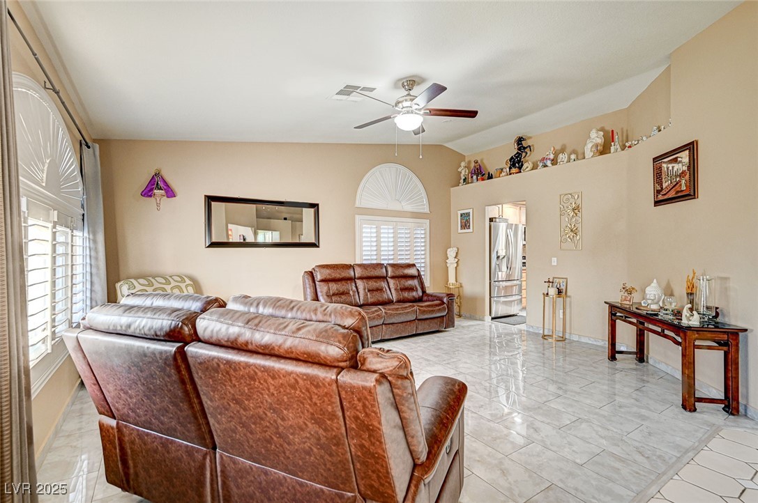 2686 African Violet Avenue