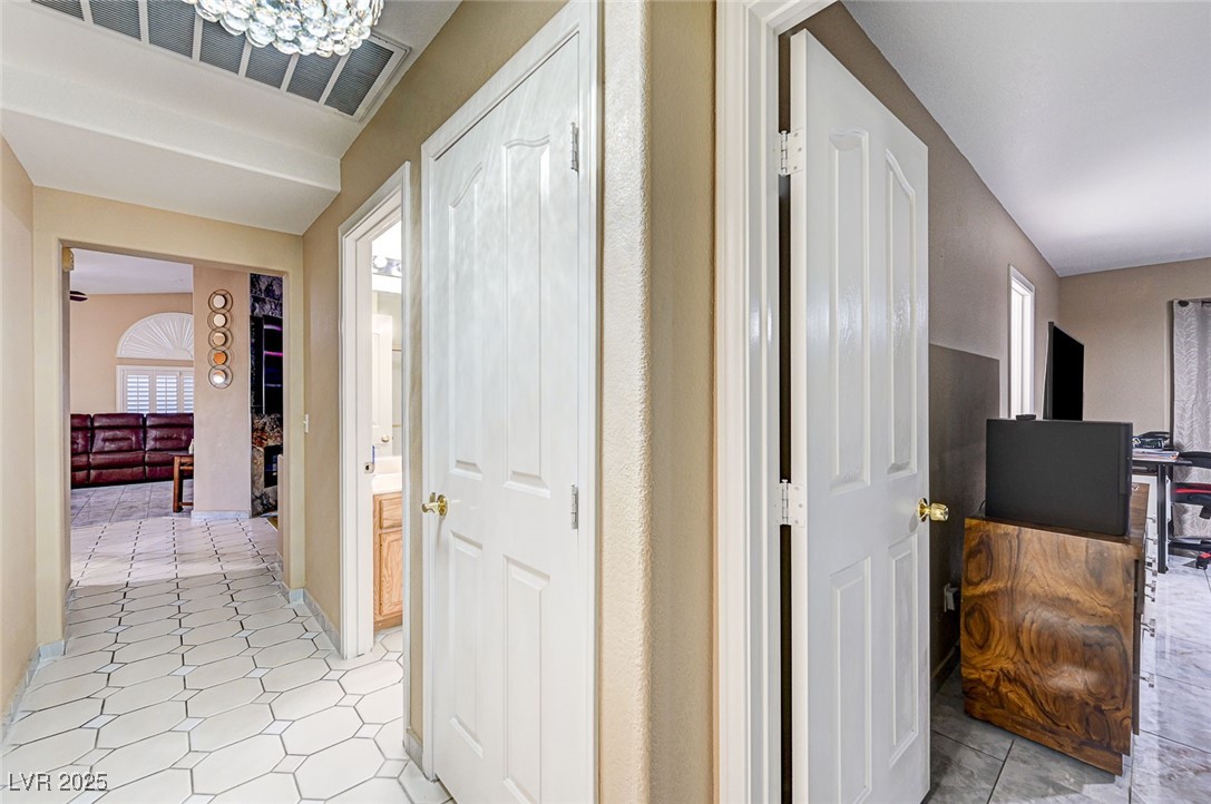 2686 African Violet Avenue