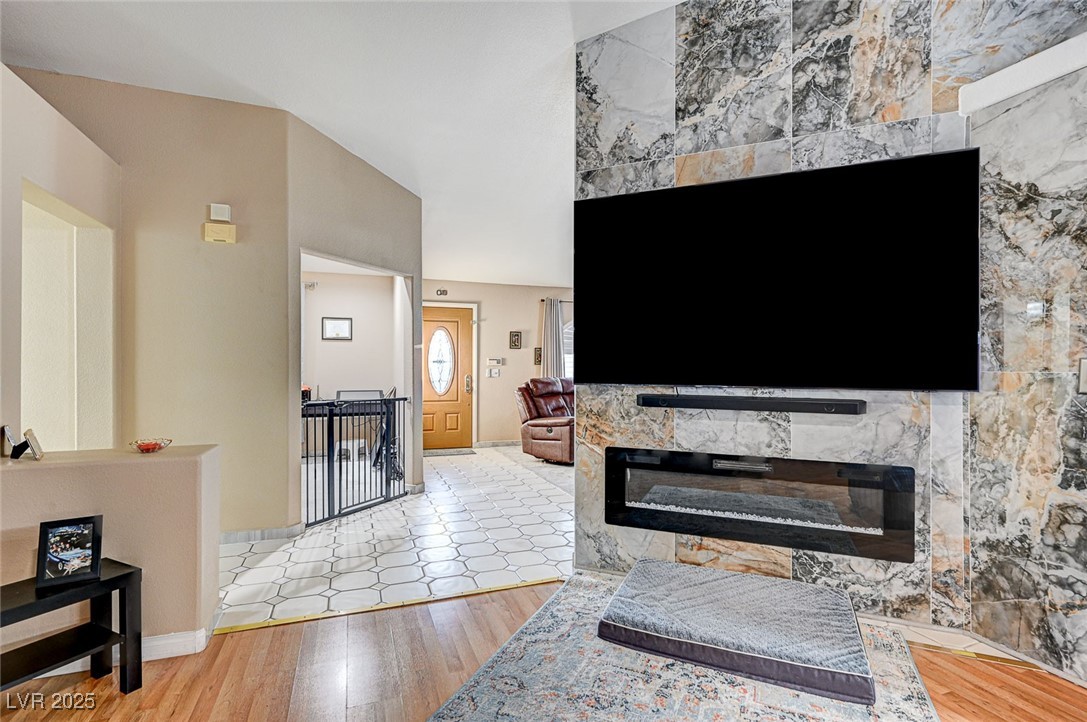 2686 African Violet Avenue