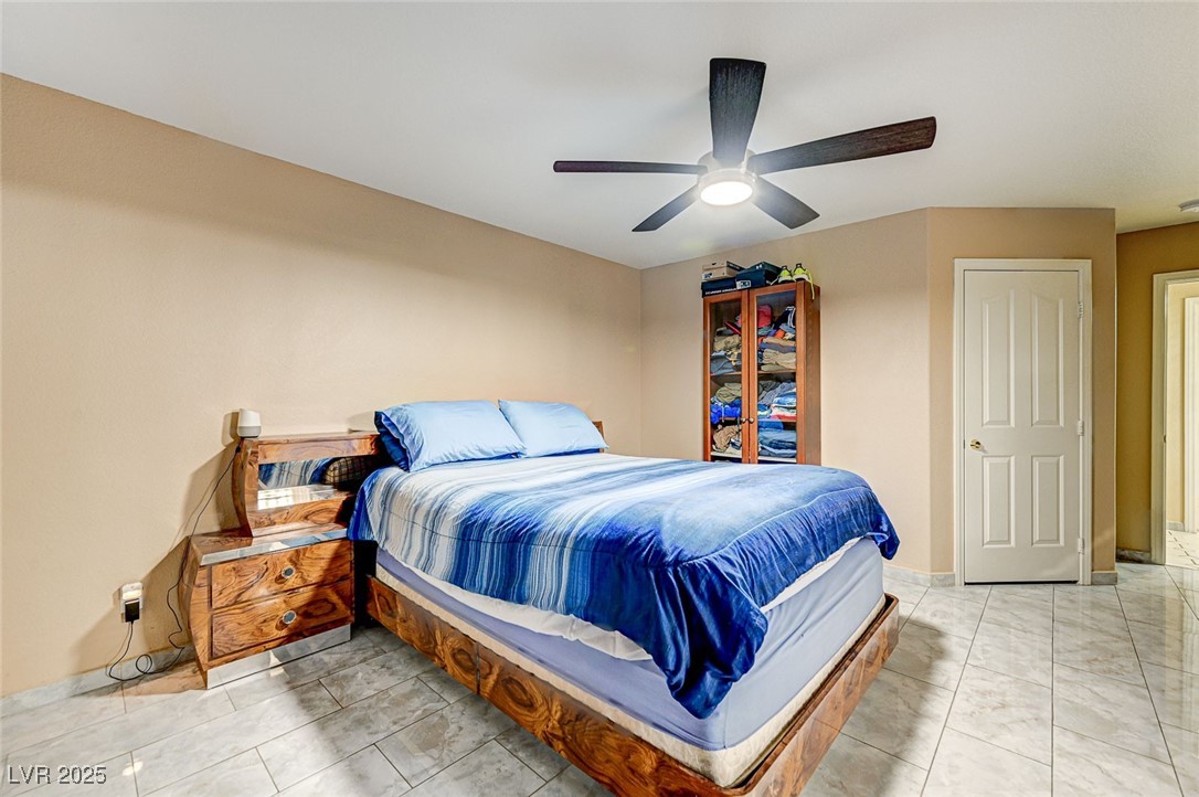 2686 African Violet Avenue