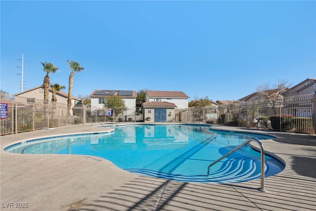 7194 Cestrum Road