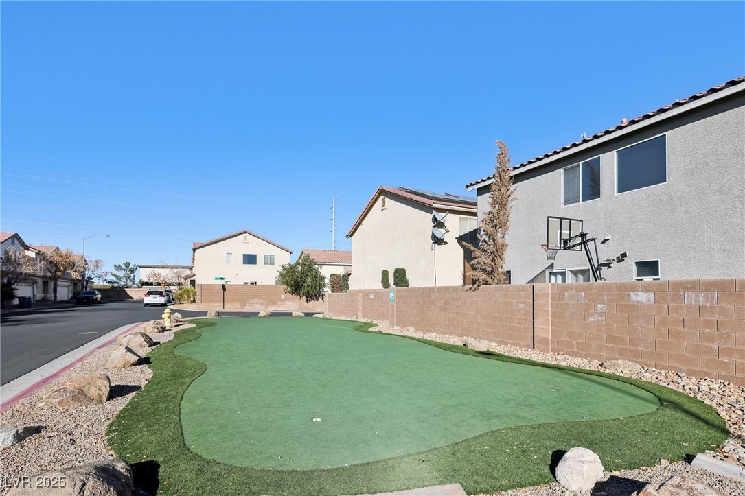 7194 Cestrum Road