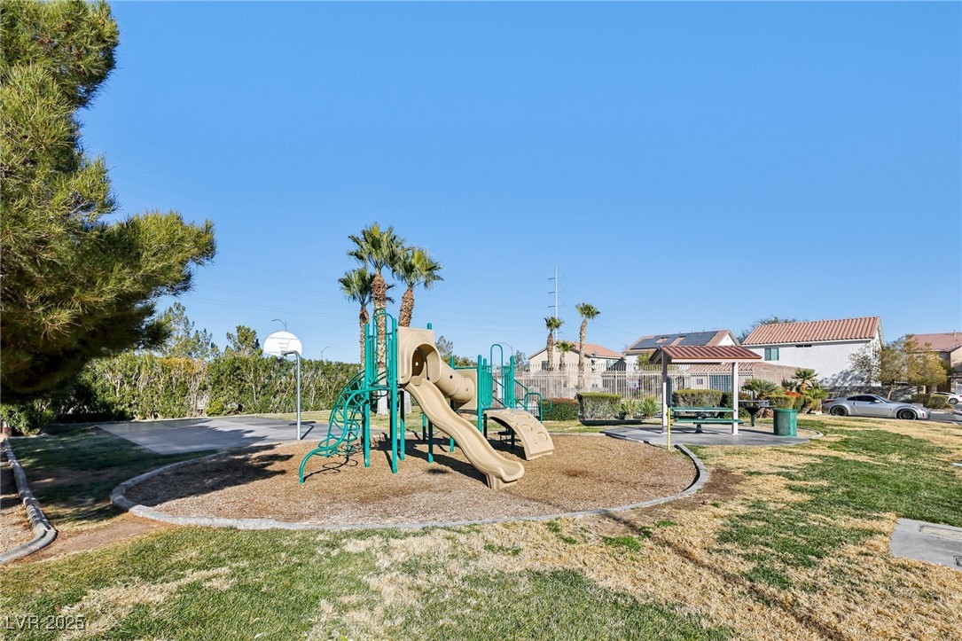 7194 Cestrum Road