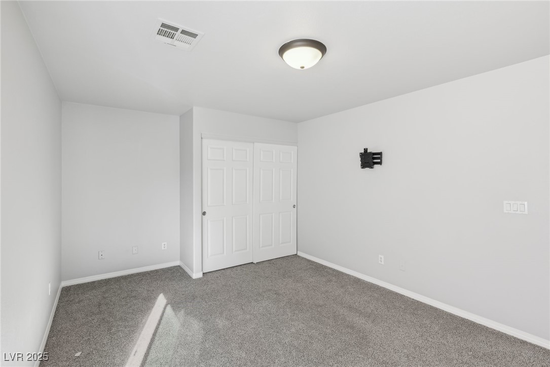 7194 Cestrum Road