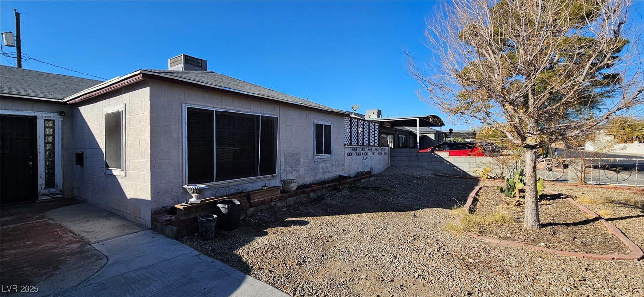 612 Essex East Drive
