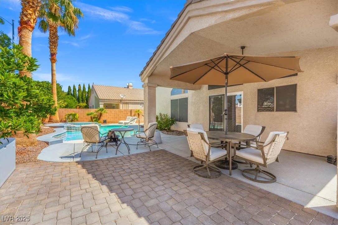 5421 Tourmaline Street