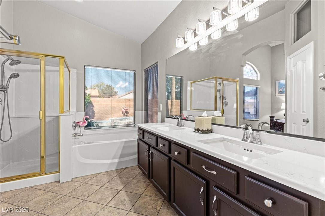 5421 Tourmaline Street