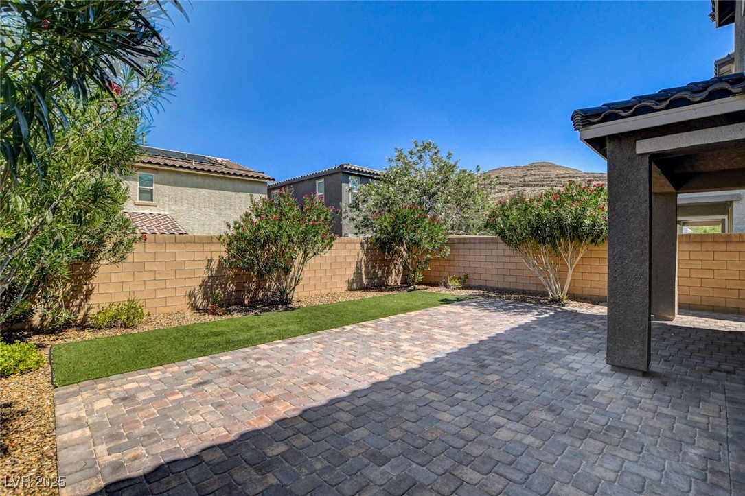 11032 Brandan Alps Street