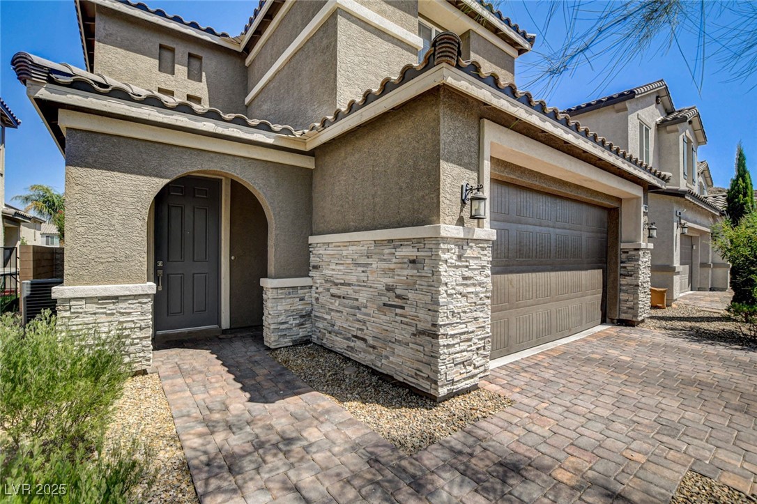 11032 Brandan Alps Street