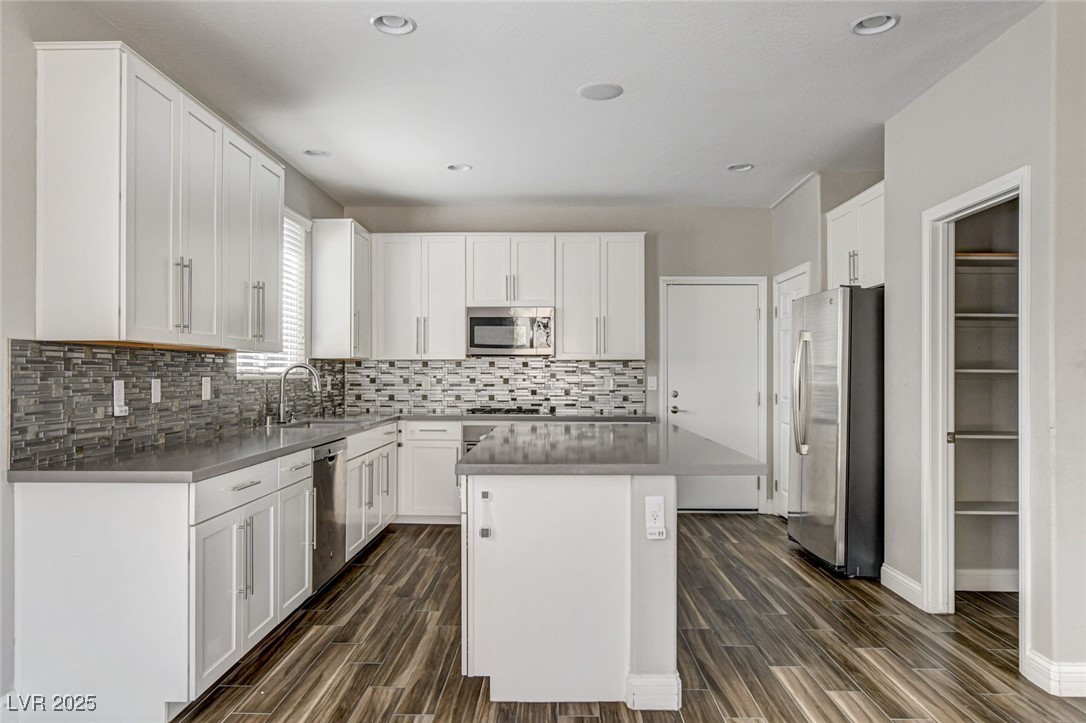 11032 Brandan Alps Street