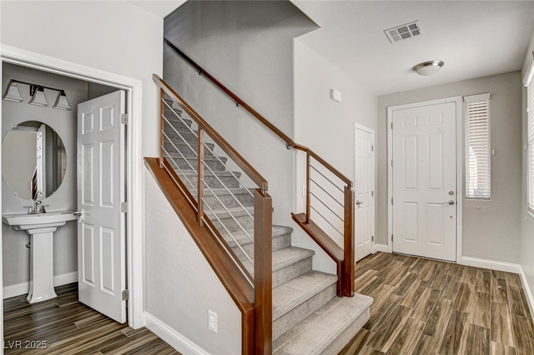 11032 Brandan Alps Street