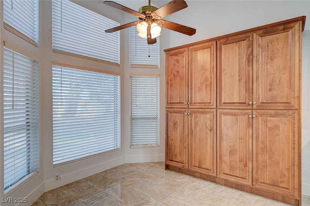 4004 Featherstone Lane