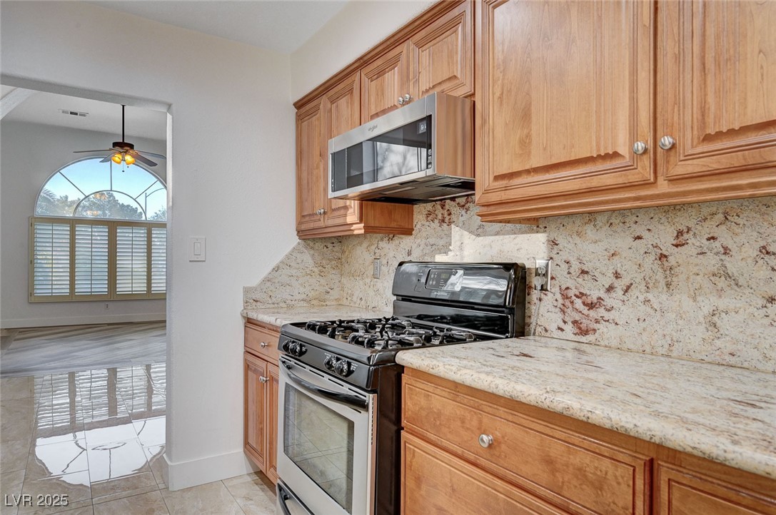 4004 Featherstone Lane