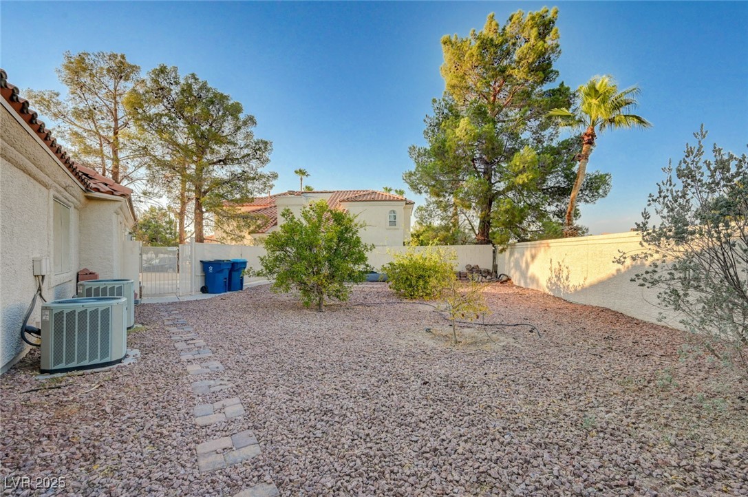 4004 Featherstone Lane