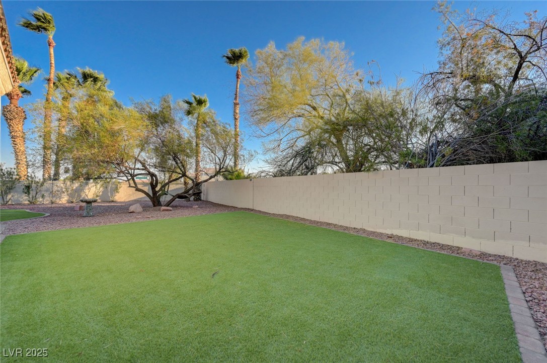 4004 Featherstone Lane