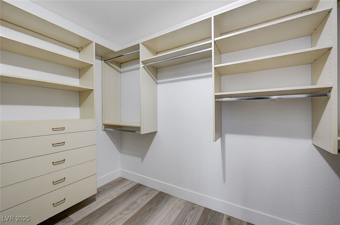 4004 Featherstone Lane