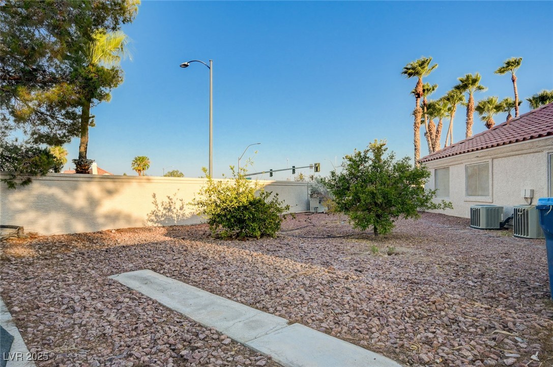 4004 Featherstone Lane