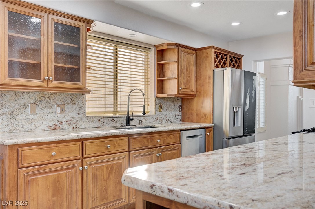 4004 Featherstone Lane