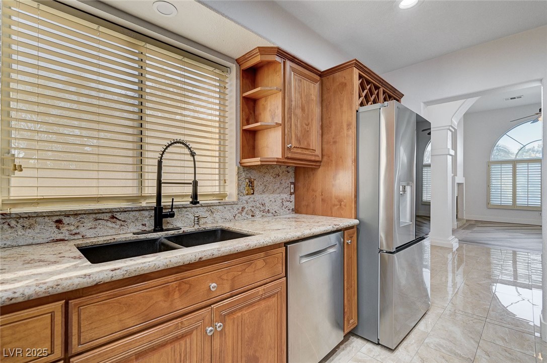 4004 Featherstone Lane